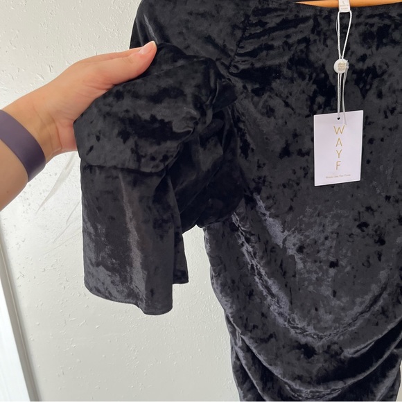WAYF Black Crushed Velvet Long Sleeve Ruched Sides Dress Size Large NWT - Picture 6 of 10